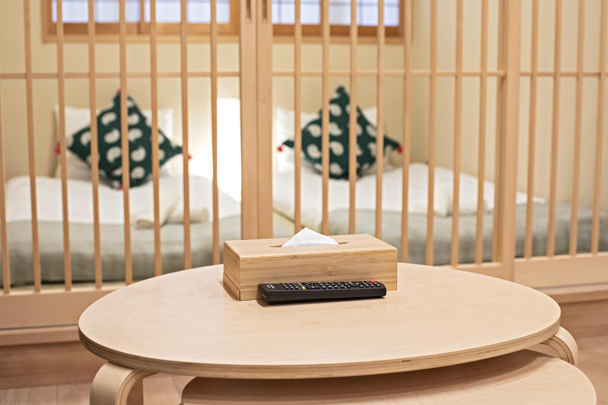 拾野の家 202和室 Leilighet Ōsaka Eksteriør bilde